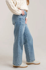 CurvaLuxe High-Rise Relaxed Jeans